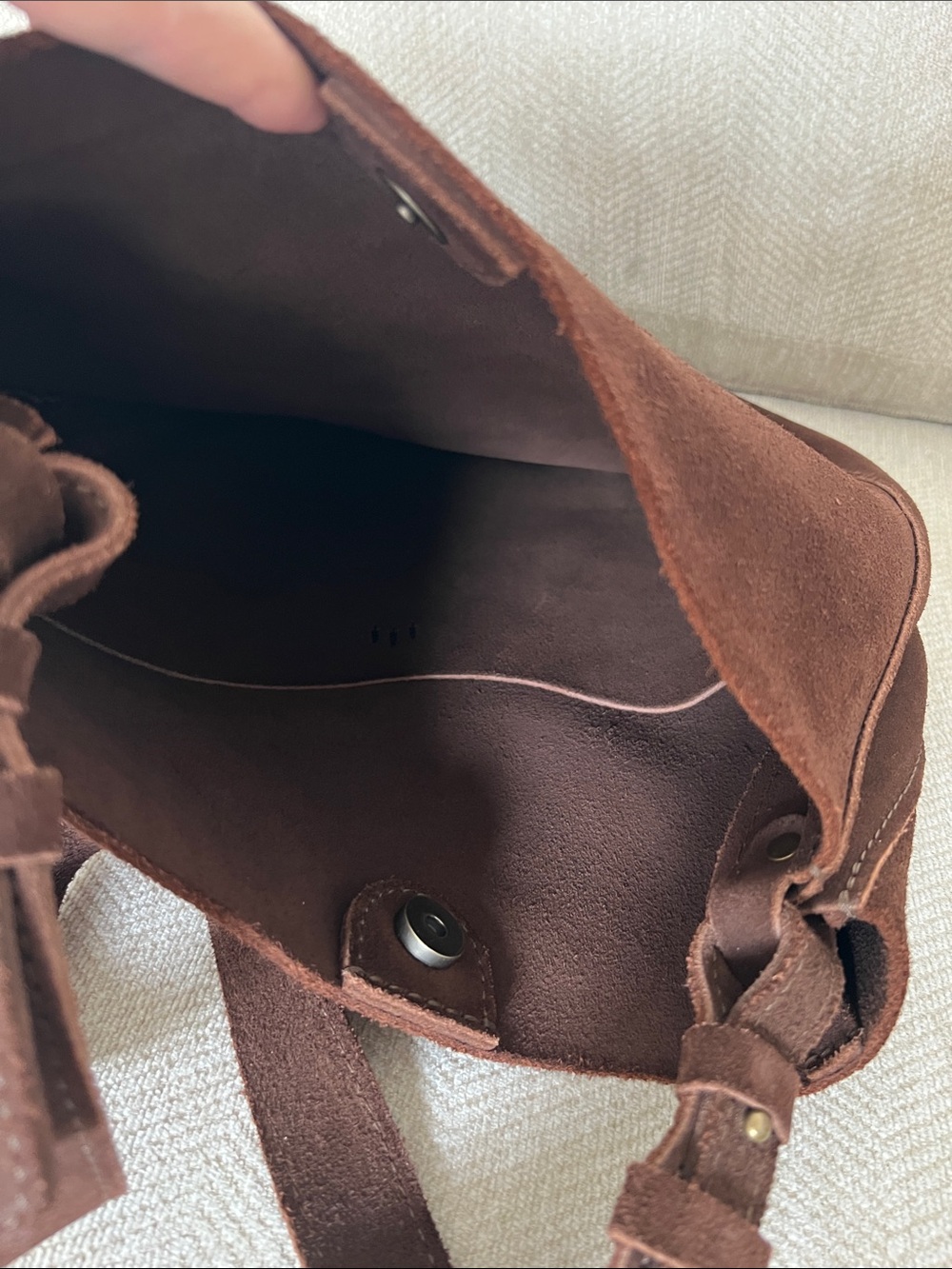 Portland Leather Brown Suede Crescent Shoulder Bag Large - Picture 7 of 11